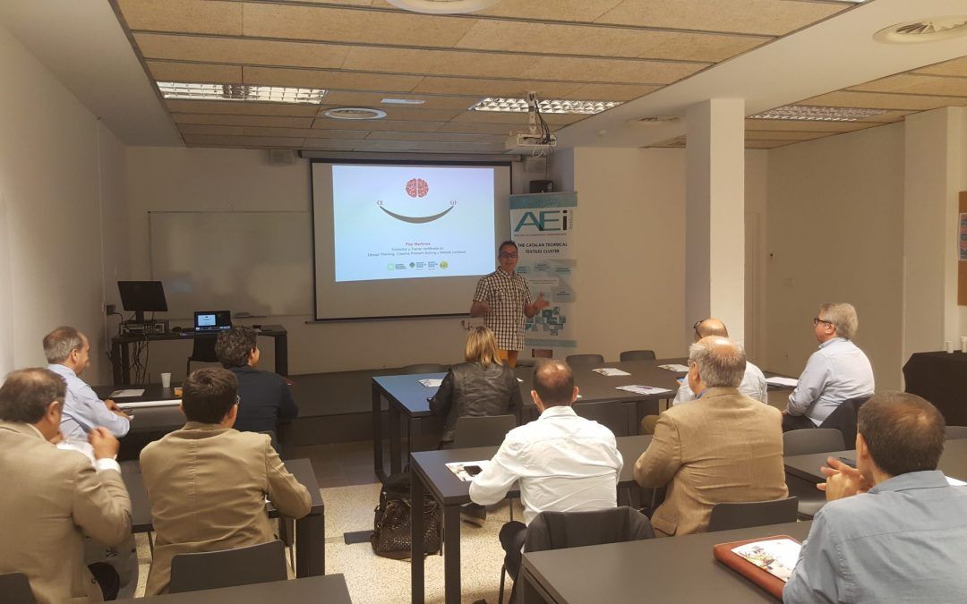 Asamblea General y sesión de Design Thinking