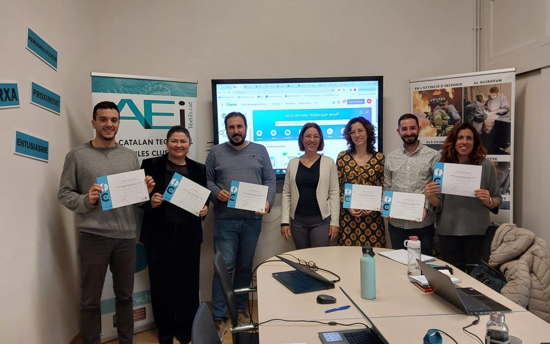 El clúster es forma en eines de disseny i comunicació