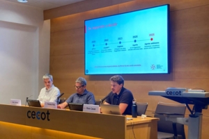 Construint resiliència digital: Tèxtils.CAT assisteix a una sessió sobre ciberseguretat i IA